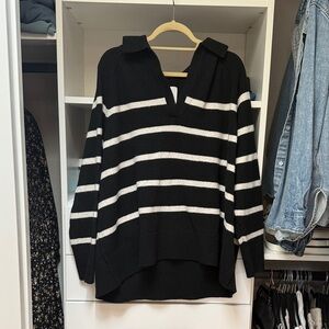 Aerie Black and White V-Neck Sweater